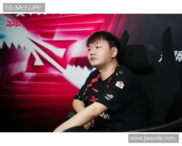 JDG战队的整体压制体系解析与战术运用探讨 JDG战队的整体压制体系解析与战术运用探讨