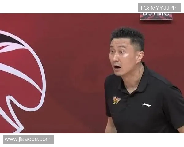 广州网球队包夹打法深度解析与战术应用探讨