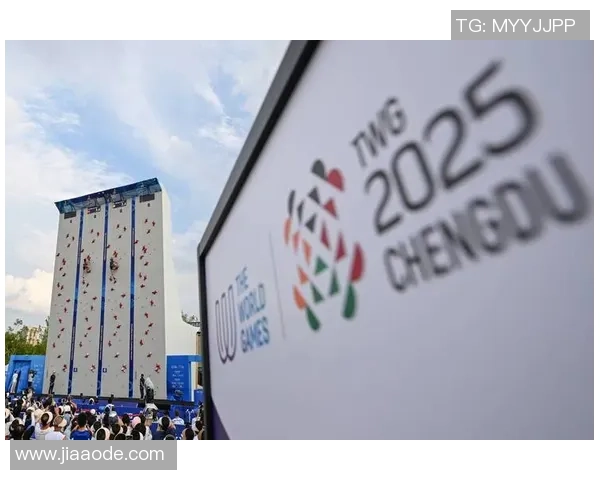 成都攀岩队的盯防策略分析与攀岩表现的关系探讨